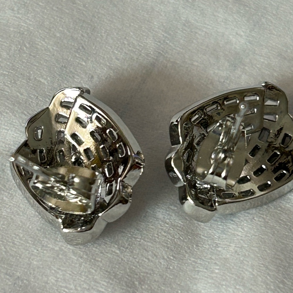 Sterling, 925 silver and Zircon stud earrings, elegant, stunning stud earrings - Picture 3 of 3